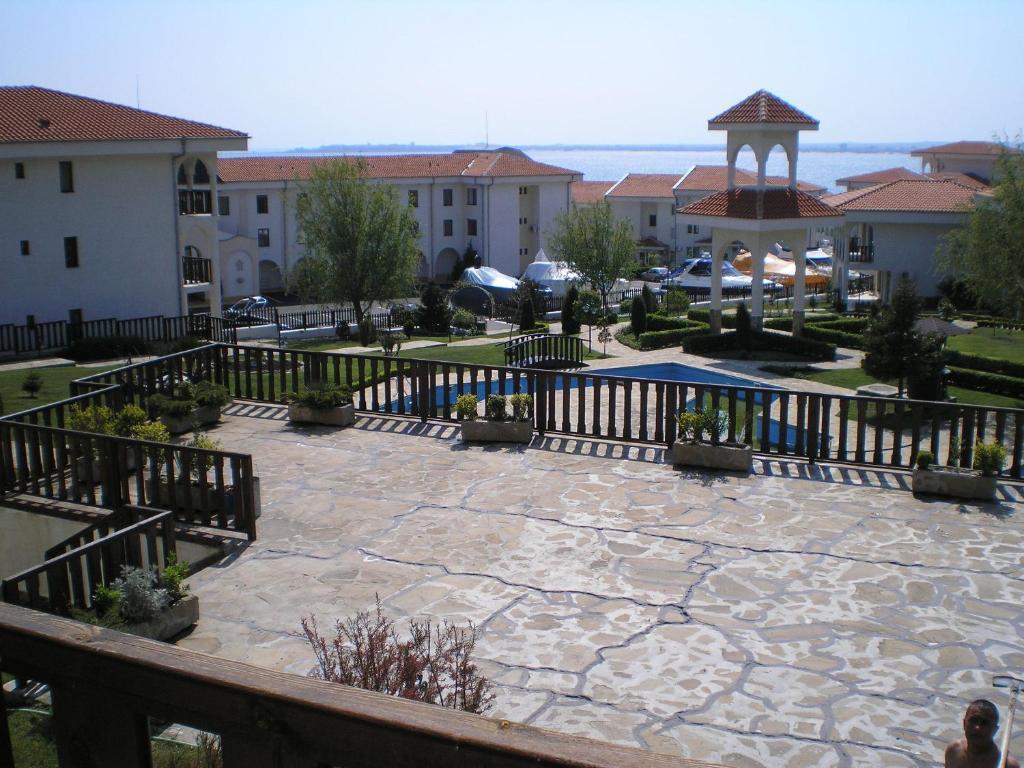 Kambani Bells Apart Complex Sveti Vlas Exterior photo