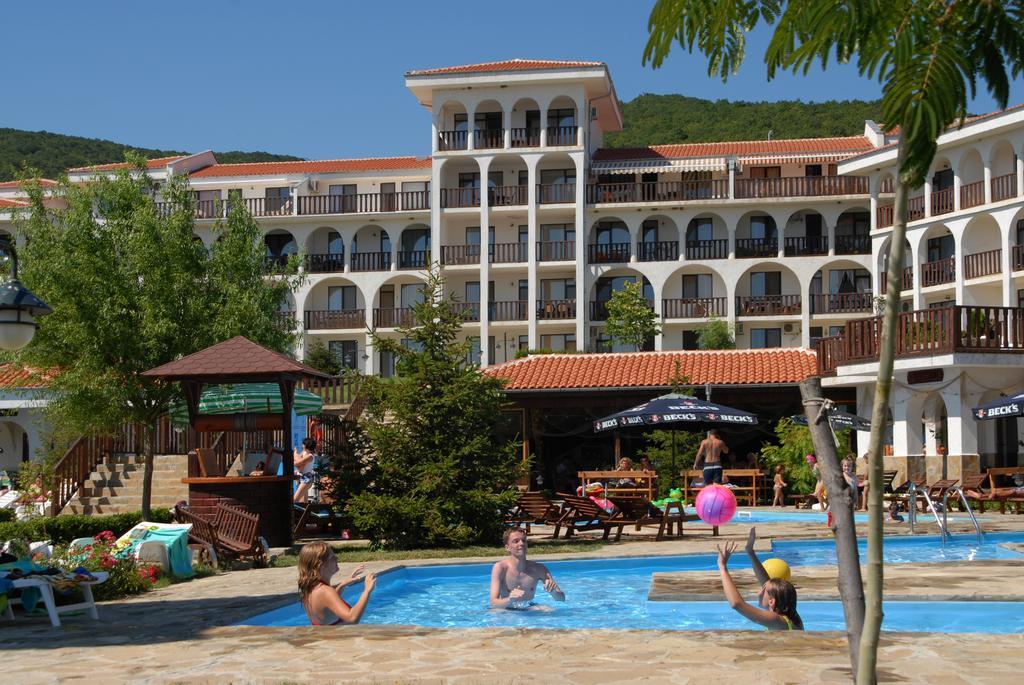 Kambani Bells Apart Complex Sveti Vlas Exterior photo